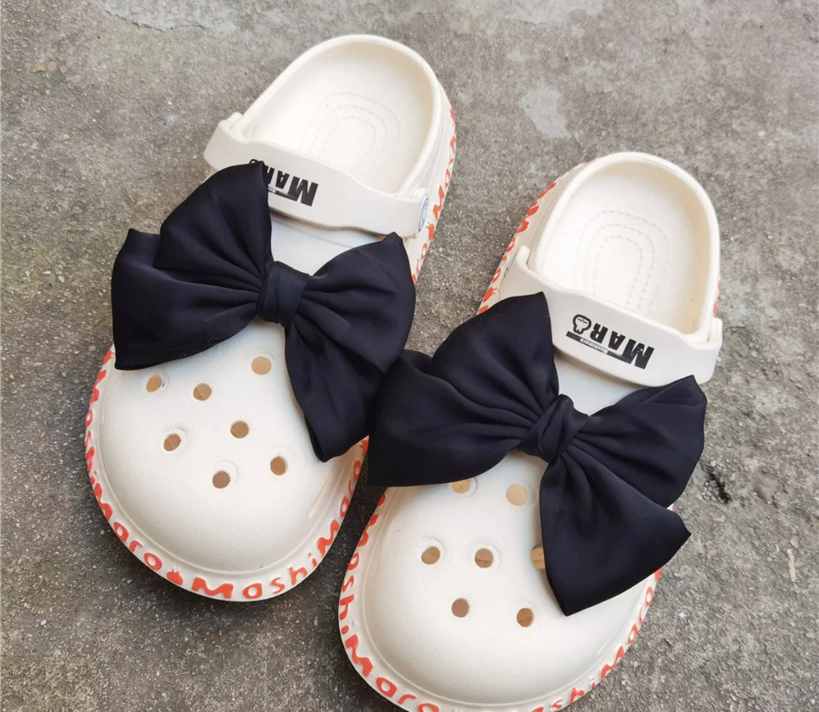 Black Croc Shoe Bows